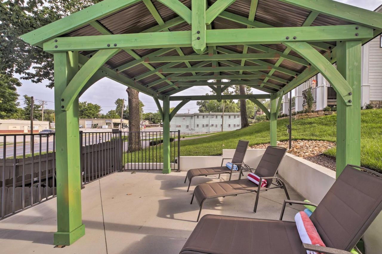 Downtown Branson Cottage With Pool Access! Exterior photo